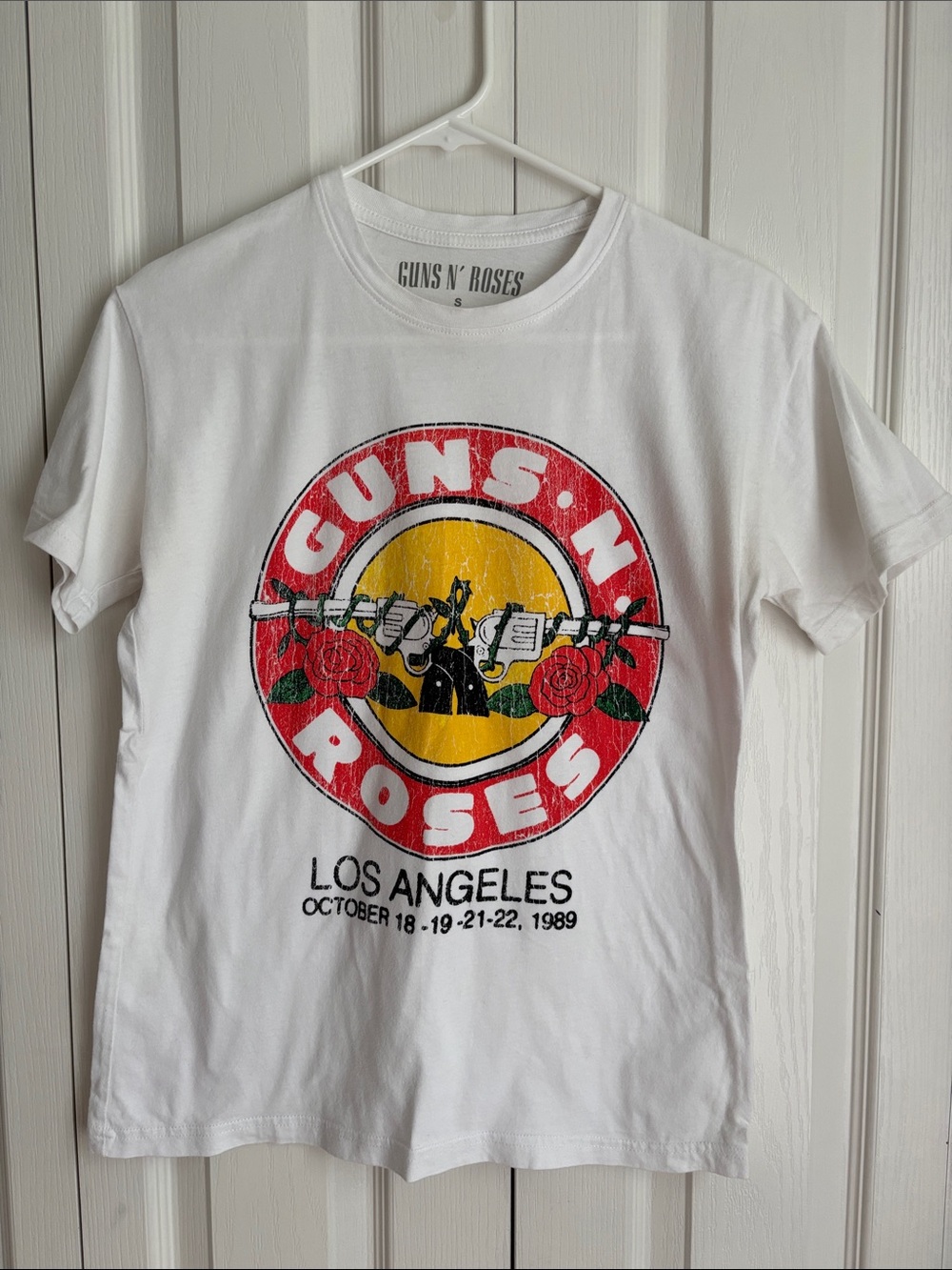 Guns N’ Roses Graphic Short Sleeve Tee. White. Size small